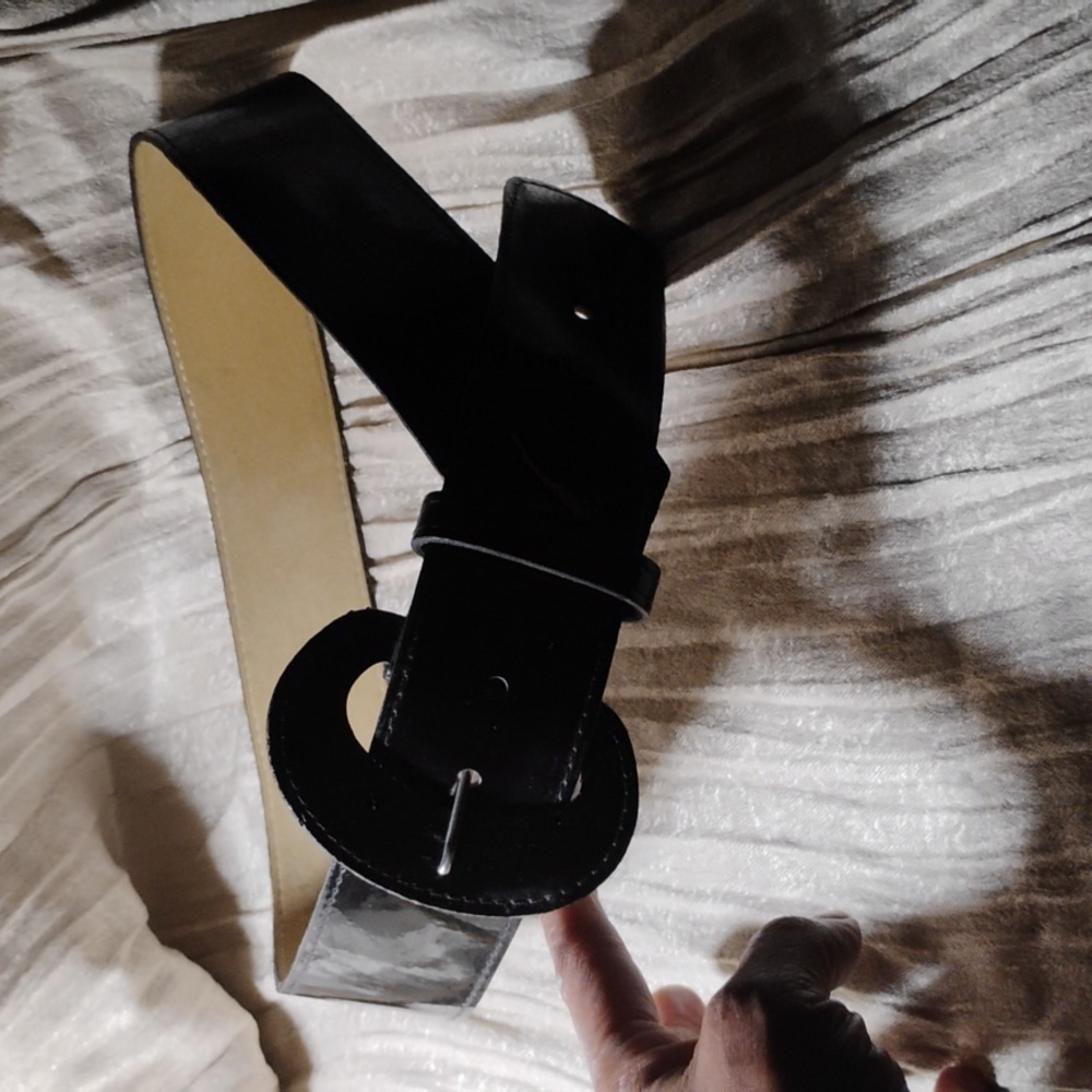Vintage black patent leather fashion belt - Picture 5 of 7